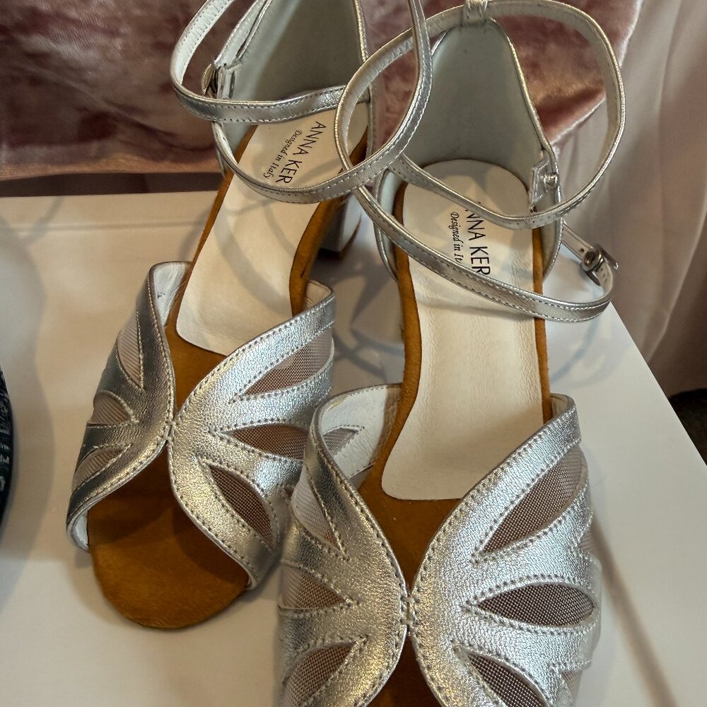 NEW Anna Kern dance shoes 5UK 7US